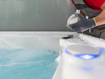 8 mẹo chăm sóc bồn sục để tối đa hóa thời gian thư giãn