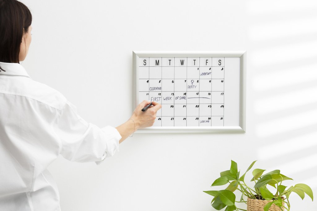 Lên lịch vệ sinh phòng tắm hàng ngày